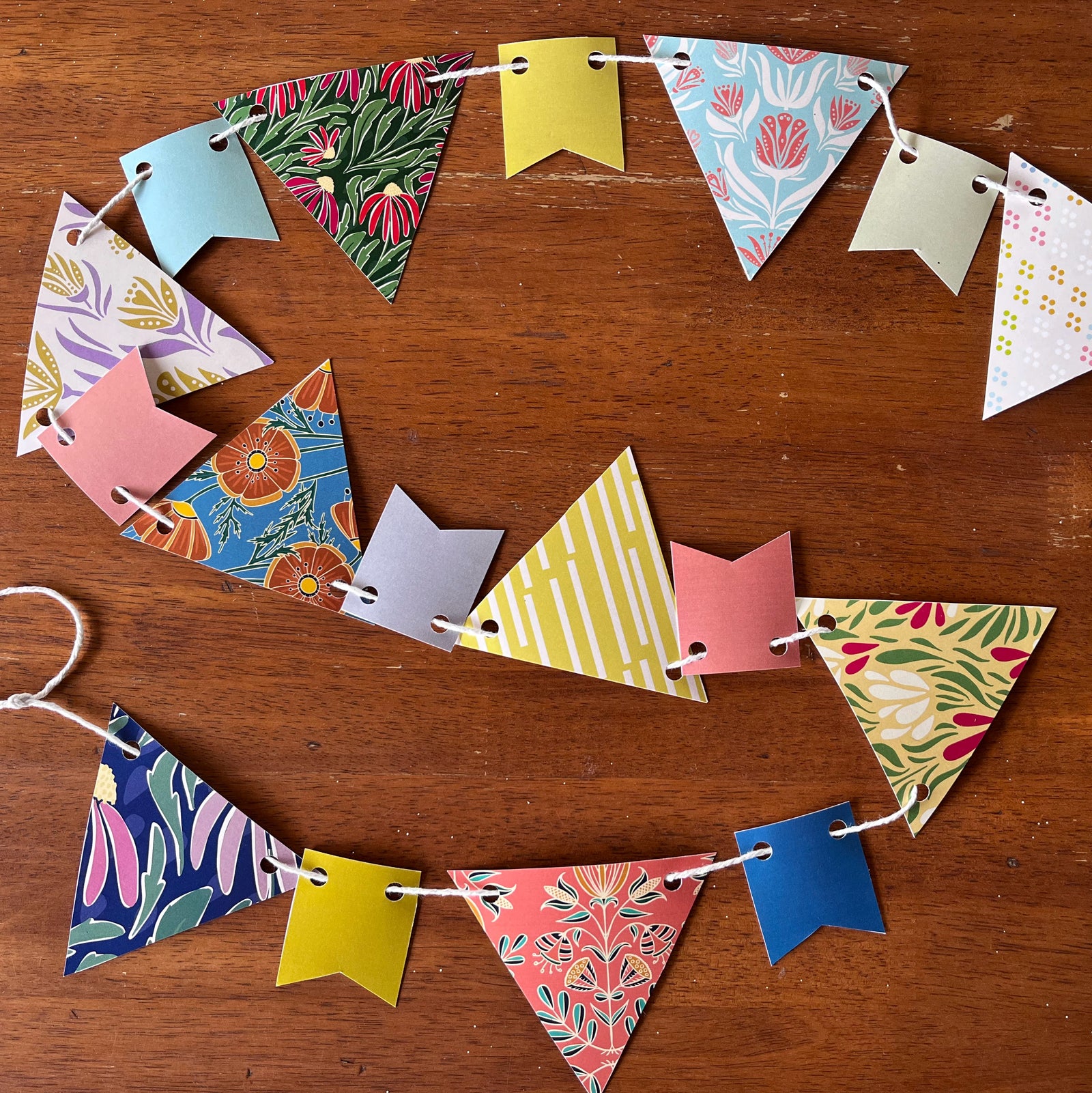 Spring Floral DIY Paper Garland Kit