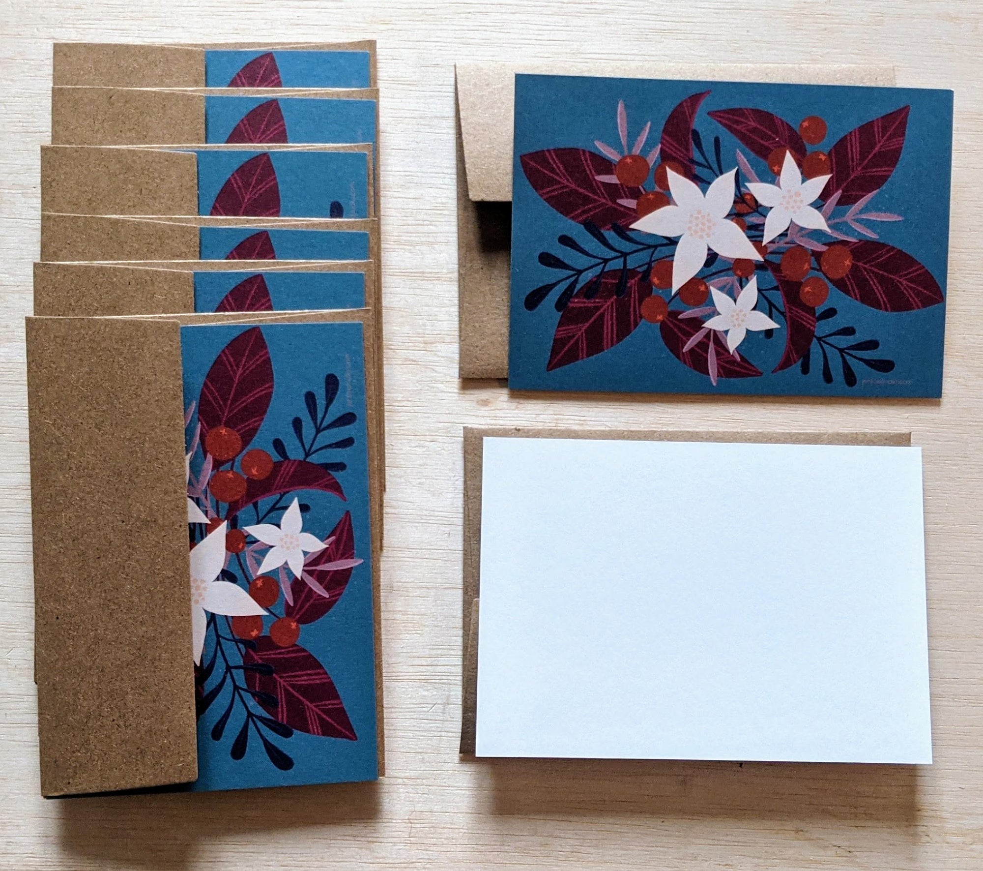 Winter Berries Note Card Boxed Set - 8 Flat Cards